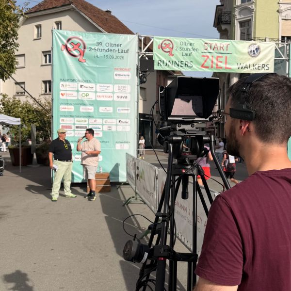 Ein grosses Dankeschön auch an Philipp Müller, wie immer medial souverän und hervorragend vorbereitet beim Interview vor Ort am Oltner 2-Stunden-Lauf
